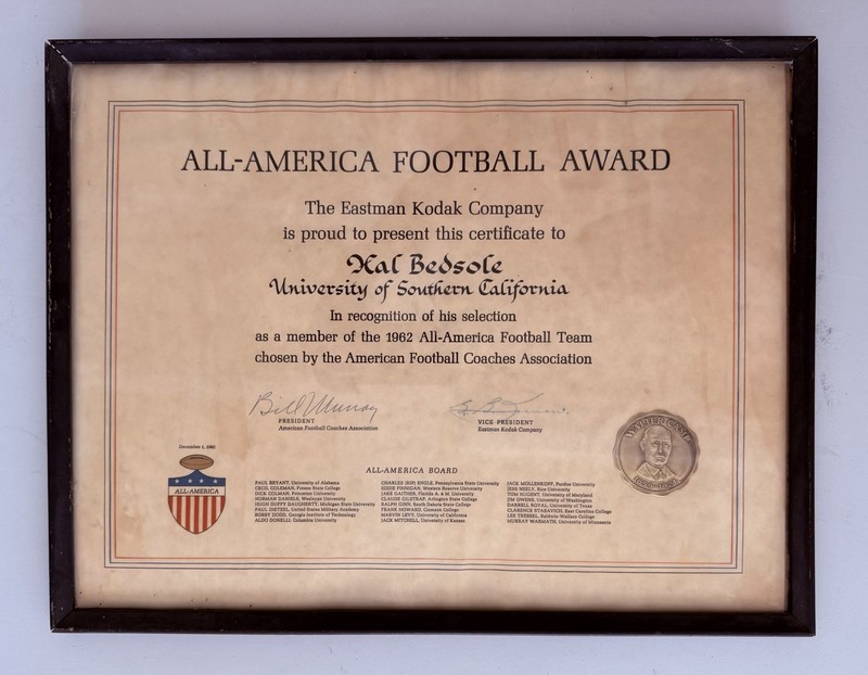 All-American Football Award Framed VERY RARE! Hal Bedsole 1962 USC Signed +