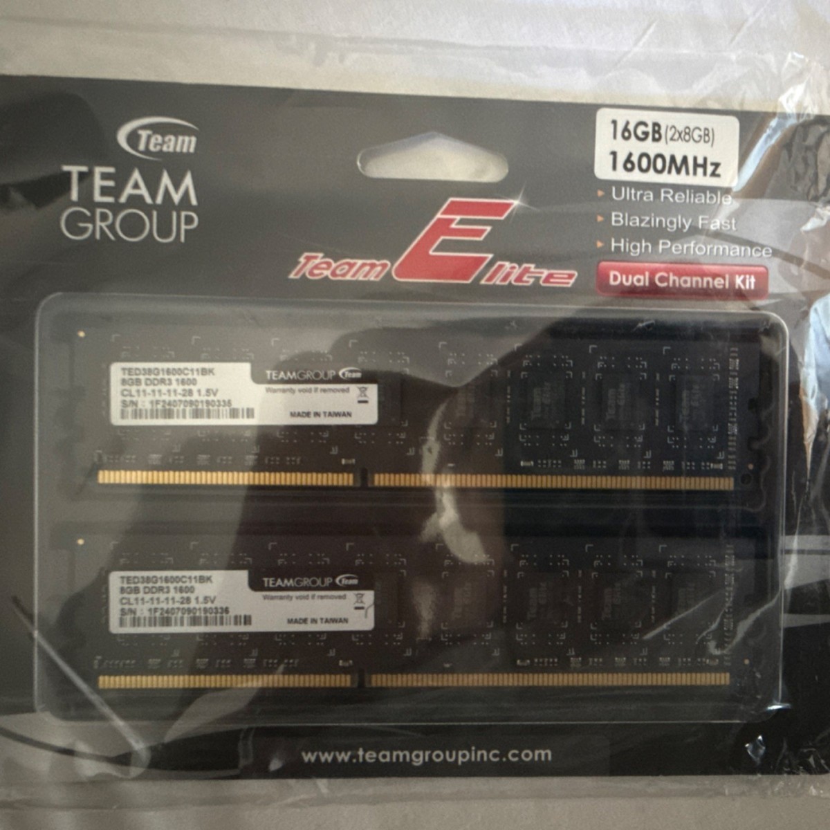 TEAMGROUP DDR3-1600MHz 16GB (8GB×2枚キット) TED38192M1600C11