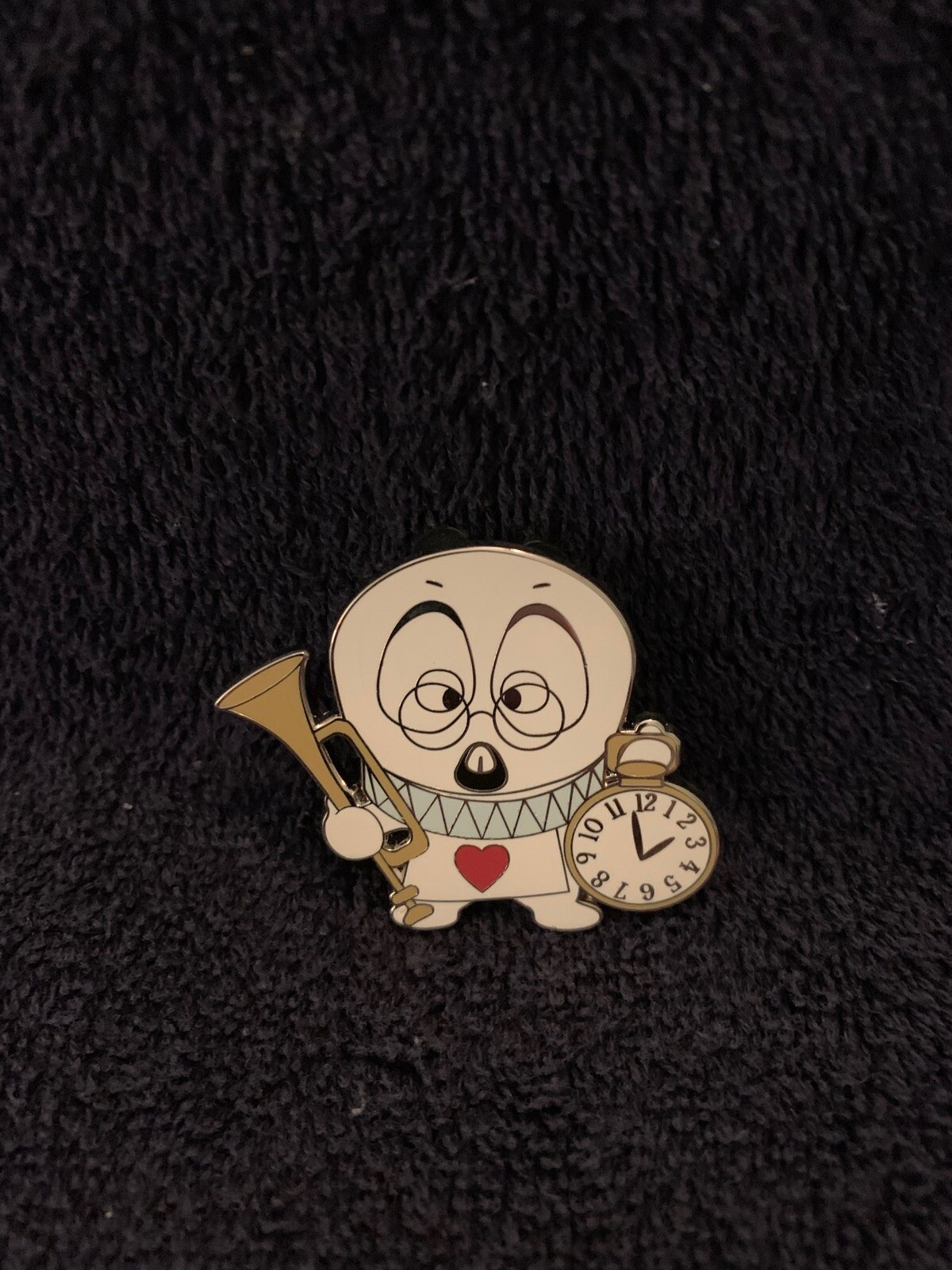 Disney DeeBee Discovery Series Latee Silver Finish Disney Pin LE Limited Release