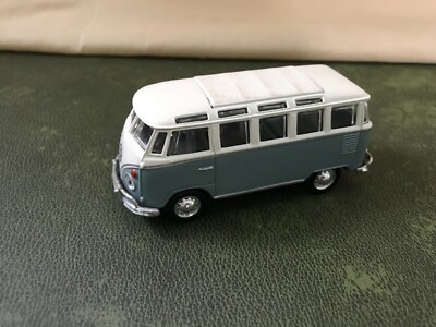 Maisto Special Edition Volkswagen Gray & Blue Van Samba Die Cast Friction 1:40