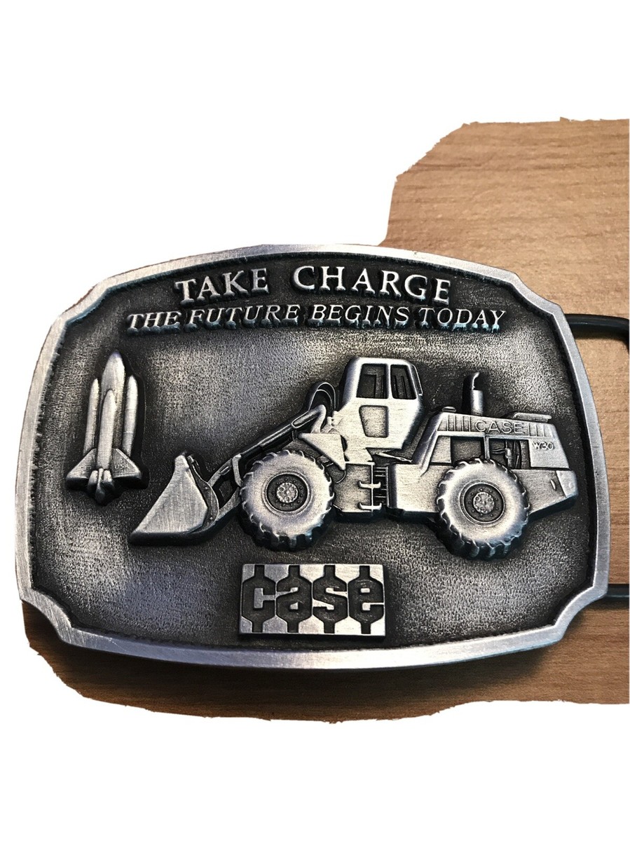 Vintage 1988 CASE Wheel Loader W30 Pewter Belt Buckle Heavy Cast Rare Tractor Case W30 Wheel Loader Pewter Belt Buckle 1988 Parts Fair LE  main image 4