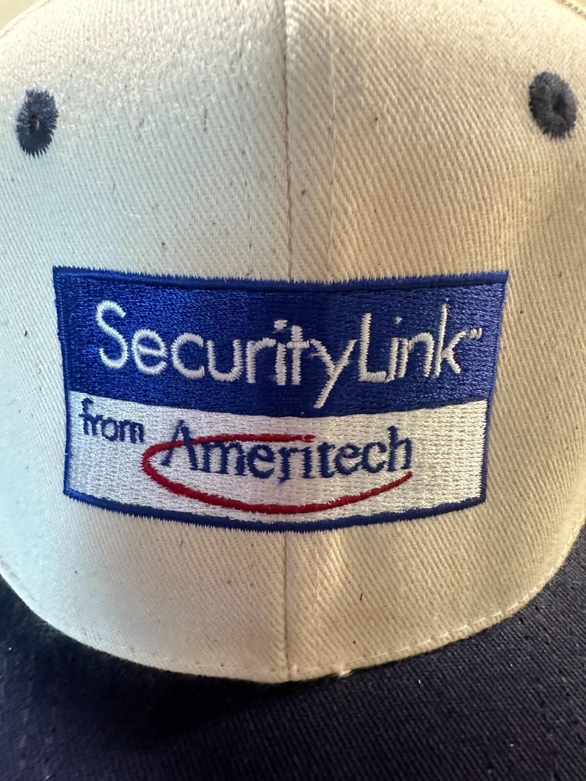 Security Link from Ameritech Embroidered Logo Sna… - image 2