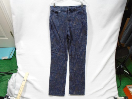 Gloria Vanderbilt Amanda Jeans Womens Size 12 Blue & Purple Paisley Pants