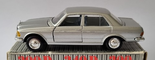 Modell Auto Cursor 575 - Mercedes Benz - 200D bis 300D in Silber - 1:35 - OVP - Bild 2 von 5