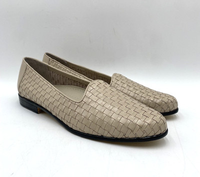 Trotters LIZ Women's NEW Slip-on Loafers Bone Multiple Sizes