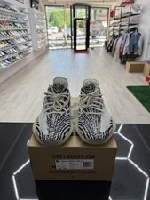 Adidas Yeezy Boost 350 V2 Zebra Hombre Talla 8 Blanco/Negro