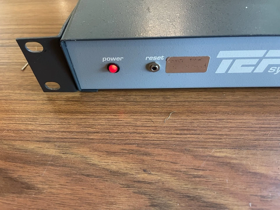 Techron TEF 20 System Made in U.S.A. Audio Spectrum Analysis Tool W/ Rack Mounts - Image 2 of 4