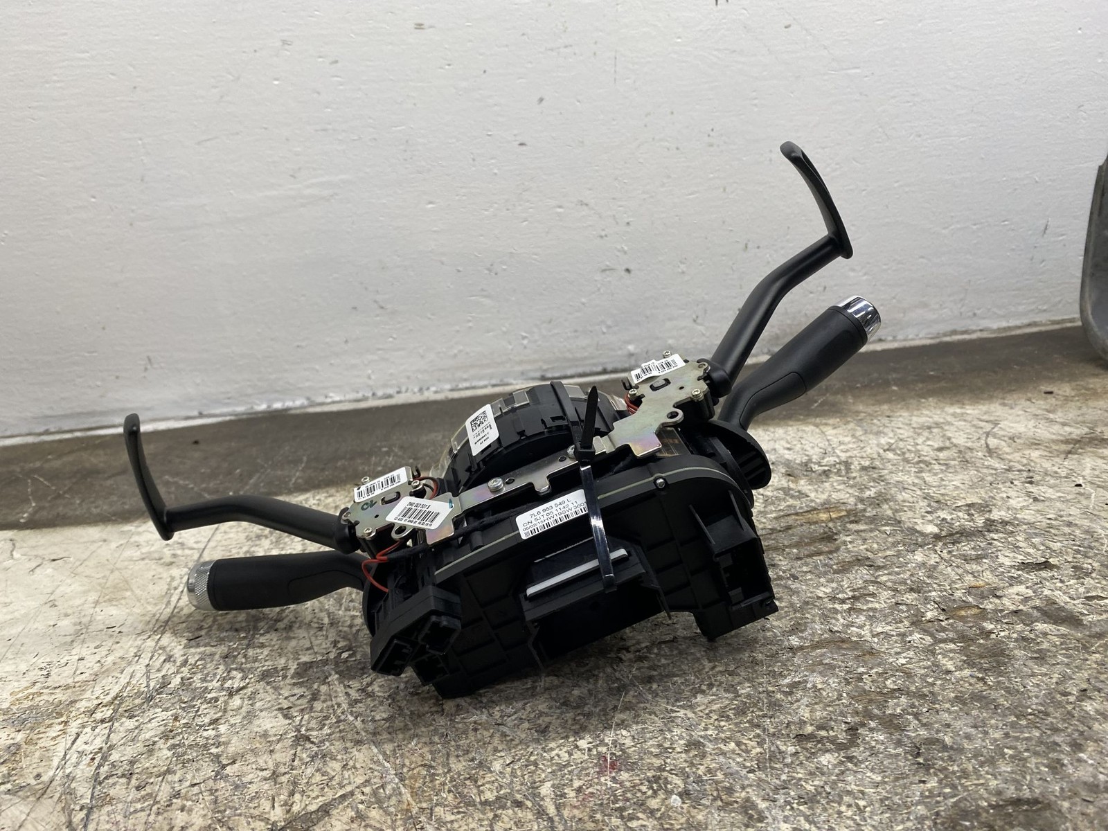 Bentley Flying Spur 2003-2018 Steering clock spring