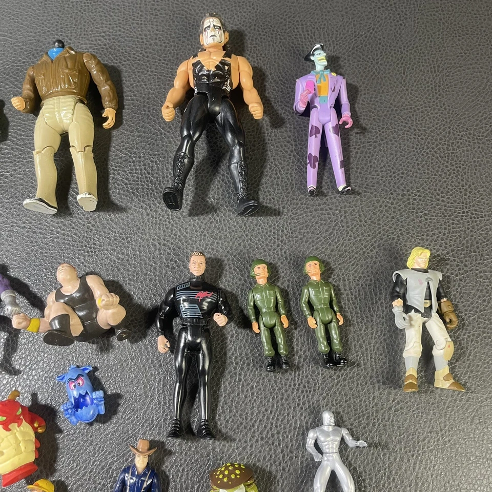 Lote de varias figuras de acción vintage M.U.S.C.L.E Batman luchador juguetes Marvel Foto 4 de 4