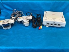 SEGA Dreamcast Console White + 2 Controllers + Cables + Game Inside