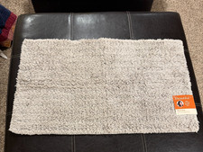 NEW Beautiful Home Cotton Bath Rug by Drew Barrymore 20x34" - Off-White