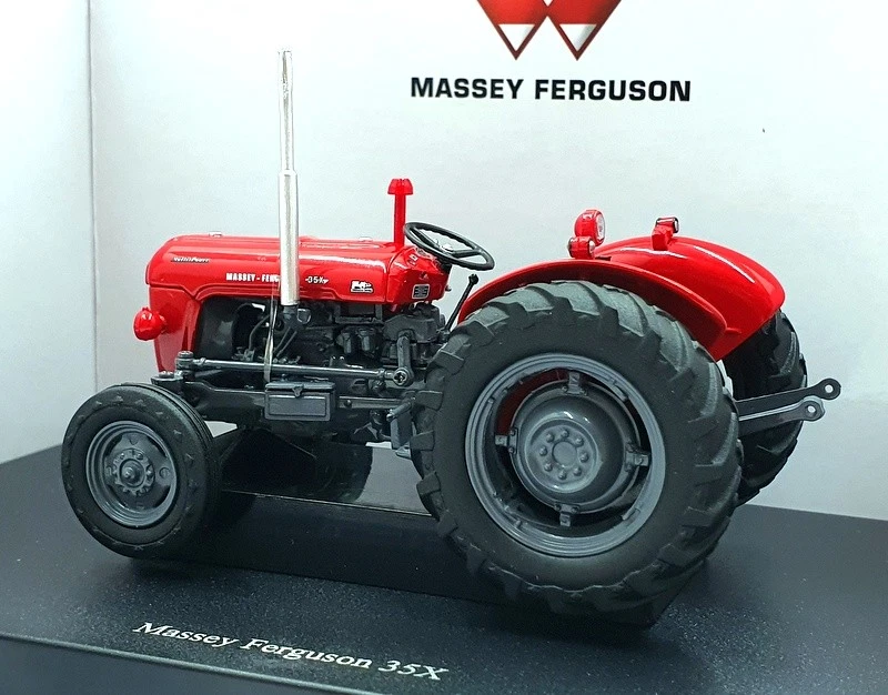 Universal Hobbies 1/32 Scale UH2701 - Massey Ferguson 35X - Red - Image 2 of 4