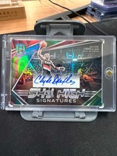 2022-23 CLYDE DREXLER 2/5 AUTO PANINI SPECTRA SKY HIGH SIGNATURES SKY-CDX