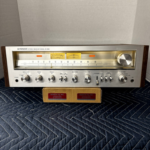 PIONEER SX-650 VINTAGE AM/FM STEREO RECEIVER - SERVICED - CLEANED - TESTED