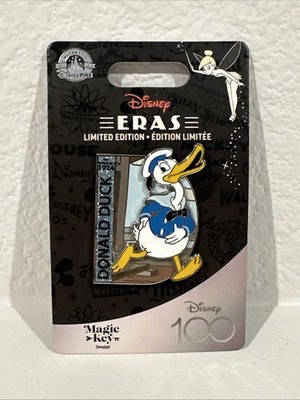 Disney DLR 2023 Wise Little Hen DONALD   Eras 100 Magic Key  Passholder LE Pin