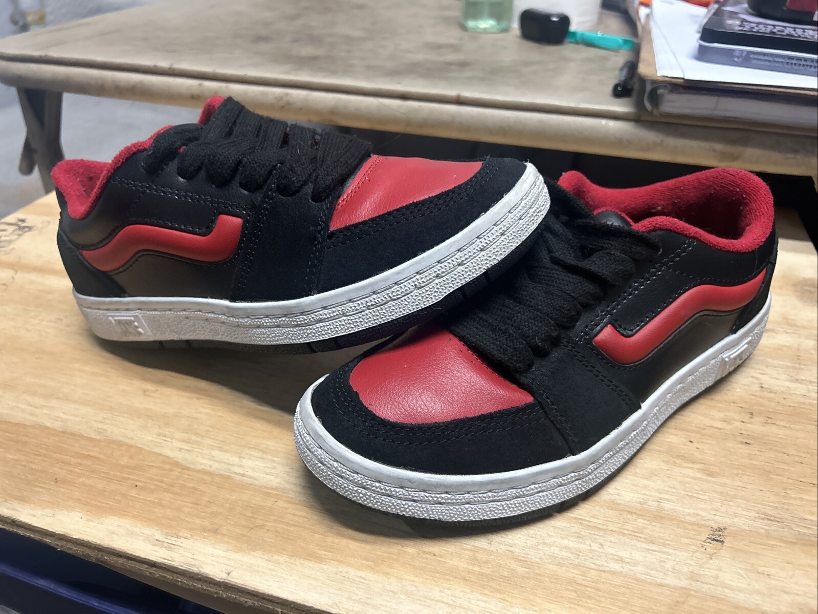 SAOLA Scarpe da ginnastica stringate Vans Off The Wall in pelle scamosciata pelle 500383 uomo 5 5 donna 7