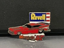 VRHTF VTG VERY RARE NHRA "REVELL TOM THE MONGOOSE MCEWEN '57" HAT PIN 1.25" X 1"