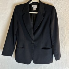Pendleton Woolen Mills 100 Virgin Wool Women's Coat. Size 4. Hole In The Pocket