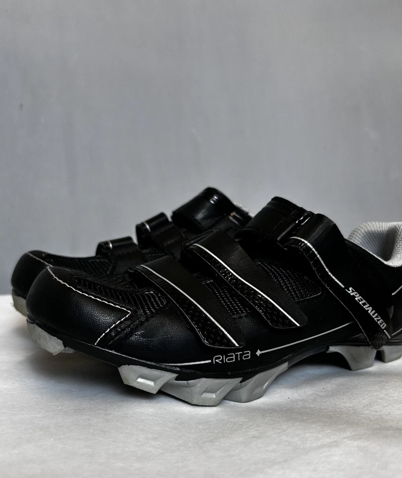 Zapatos de bicicleta de montaña especializados para mujer 38 (US 7) negros y grises Foto 3 de 4