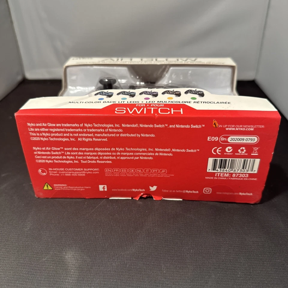 Nyko Air Glow Wired USB Controller for Nintendo Switch/PS3/PC - Image 3 of 3