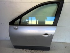 Porte avant et accessoires Renault SCENIC