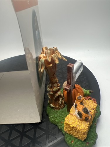 Department 56 Halloween Harvest Mailbox Village Accessories-RETIRED- - Picture 4 of 5