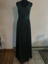 Vera Wang Forrest Green Formal Dress