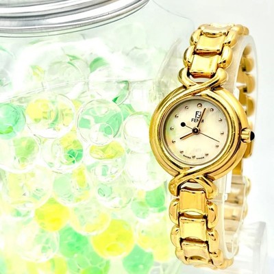 Fendi 700L Dress Watch Womens Gold Pearl Dial Timepiece Luxury wrist 16cm