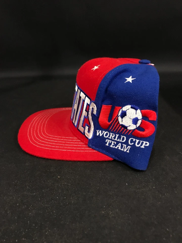 DE COLECCIÓN Copa Mundial de Estados Unidos 1994 Gorra Snapback Rojo Adidas! ¡Nuevo con etiquetas! Foto 3 de 4