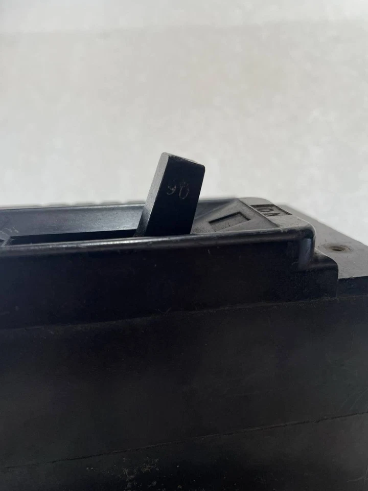 Federal Electric NE221090 90 Amp 2 Pole 125/250V E-Frame Circuit Breaker Used - Image 3 of 4