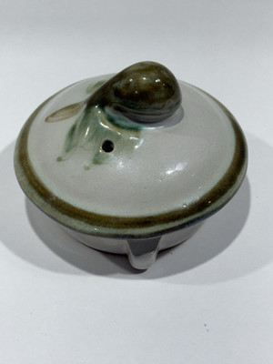 John B. Taylor  VINTAGE OLIVE GREEN Grapes Louisville Pottery Tea Pot Lid