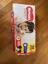 RARE Vintage Huggies Size 5 Snug & Dry Diapers 47 Count, open package 