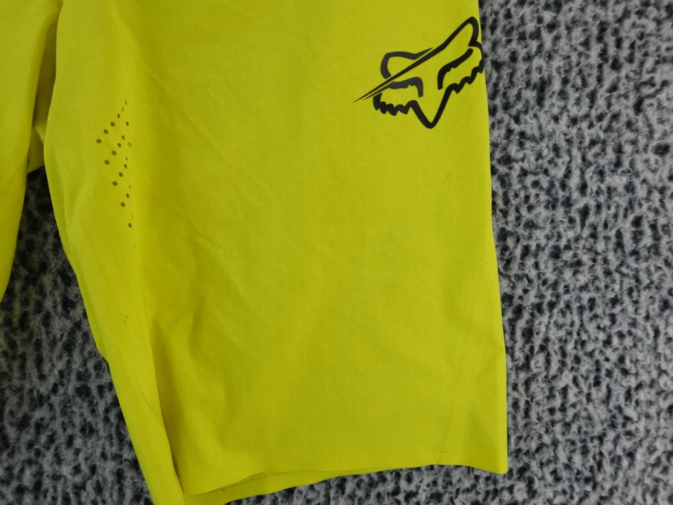 Pantalones Cortos Fox Racing Attack Q4 CW Verde Ácido 34 MTB Foto 4 de 4