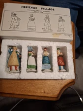 Vintage Dept 56 Heritage Village Shopkeepers People Accessories 5966-8 Set of 4