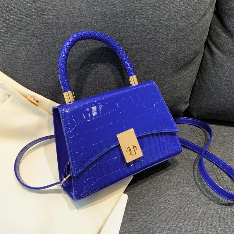 Chic And Elegant Solid Color Handbag For Street Style Fashion 2023