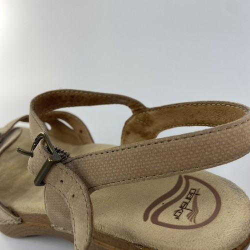 DANSKO Scarlett Beige Leather Chunky Block Heel Buckle Sandals Size EU 39 US 9 - Picture 10 of 11