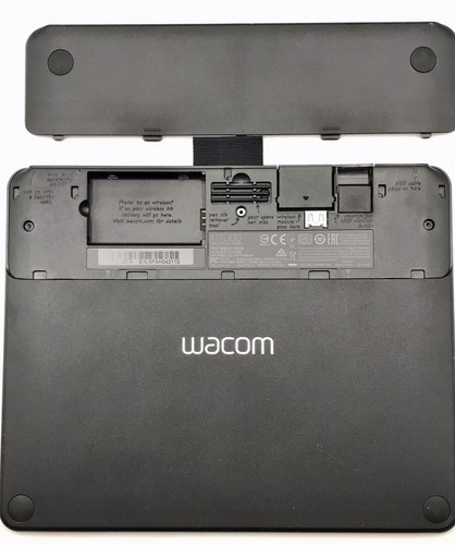 Wacom Intuos Art Pen and Touch (Old Version), Black, Small - 第 3/4 張圖片