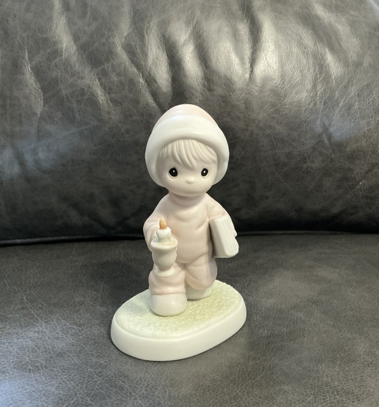 Precious Moments Figurine “Now I Lay Me Down to Sleep” #522058 1st Mark w/Box