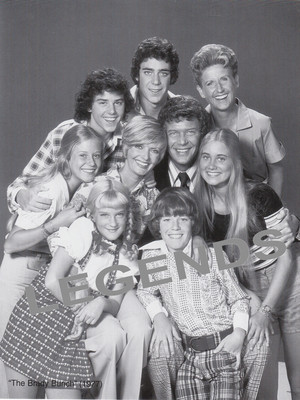 THE BRADY BUNCH  CAST   8''x10'' B&W Photo BRADY-01
