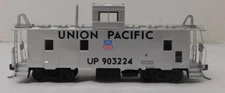 Used HO InterMountain Railway Co. CCS1074-02 Union Pacific MOW Caboose #903224