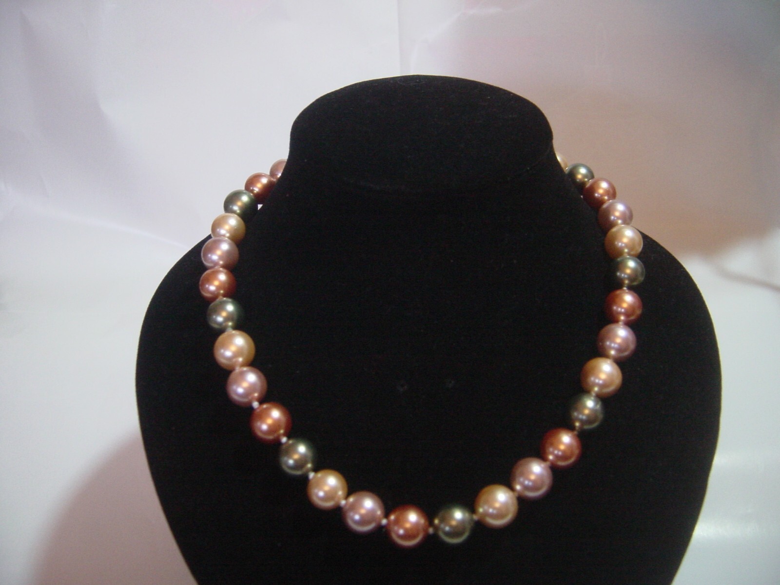 Vintage-solid Silver FAUX LARGE classy pearls Nec… - image 1