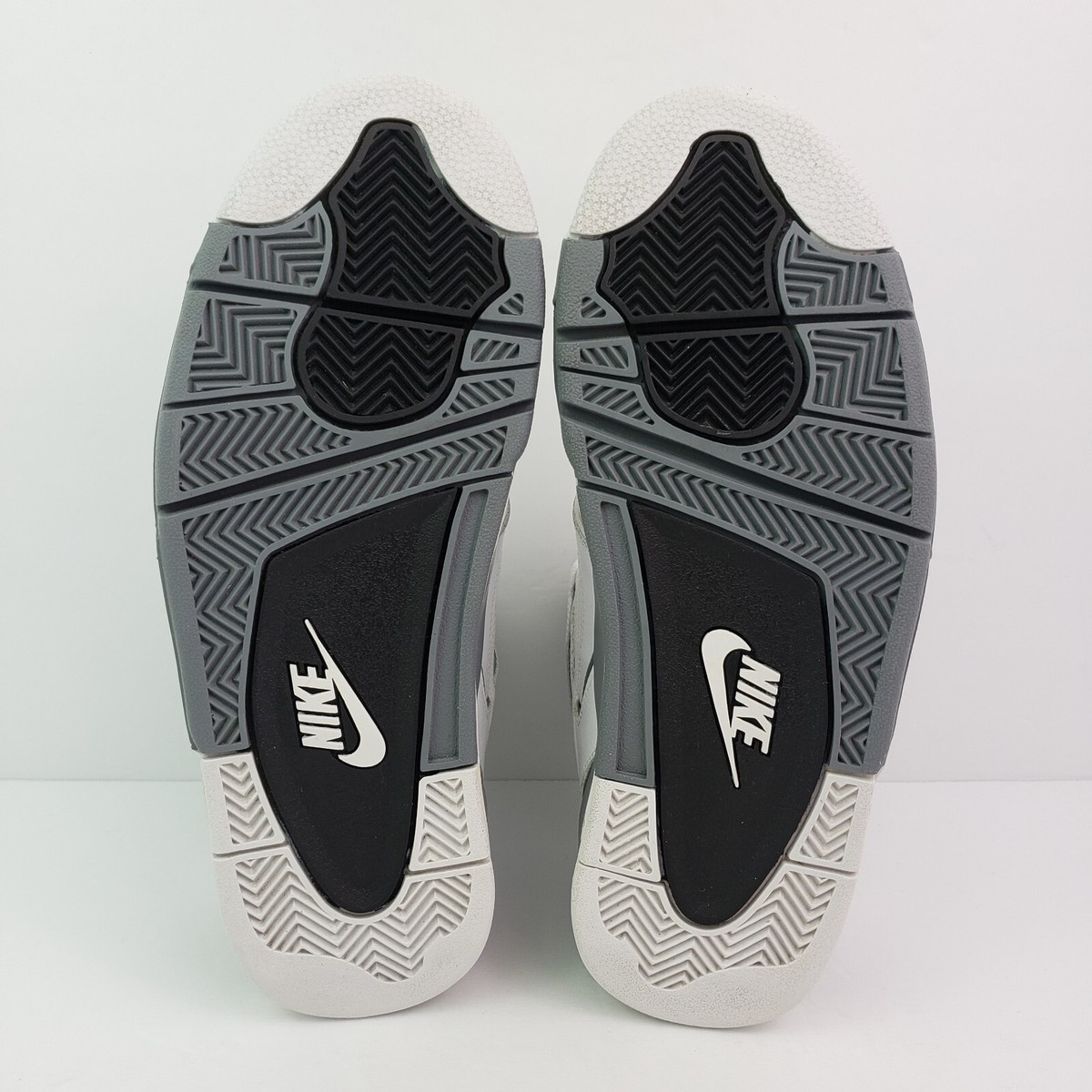 Nike Air Flight Falcon Mens Sz 7 Womens Sz 8.5 White Gray Sneaker Shoes 397204-1 Air Flight Falcon  main image 4