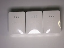 Lot of 3 NETGEAR AV 200 Powerline Ethernet Network Adapter XAV2001