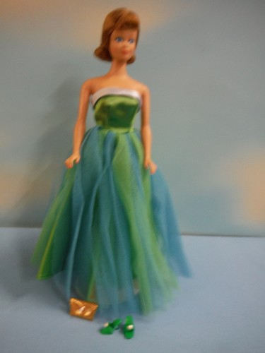 35th ANNIVERSARY REPRO MIDGE DOLL IN SENIOR PROM FASHION