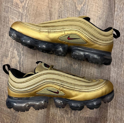 Nike Air VaporMax 97 Metallic Gold Men's Size 9.5 Sneakers w/ Box