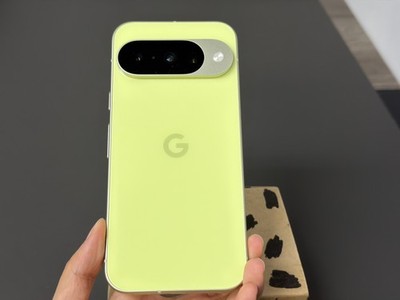 New Open Box Google Pixel 10 128GB Lemongrass Unlocked (100% Battery, Cycle 1)