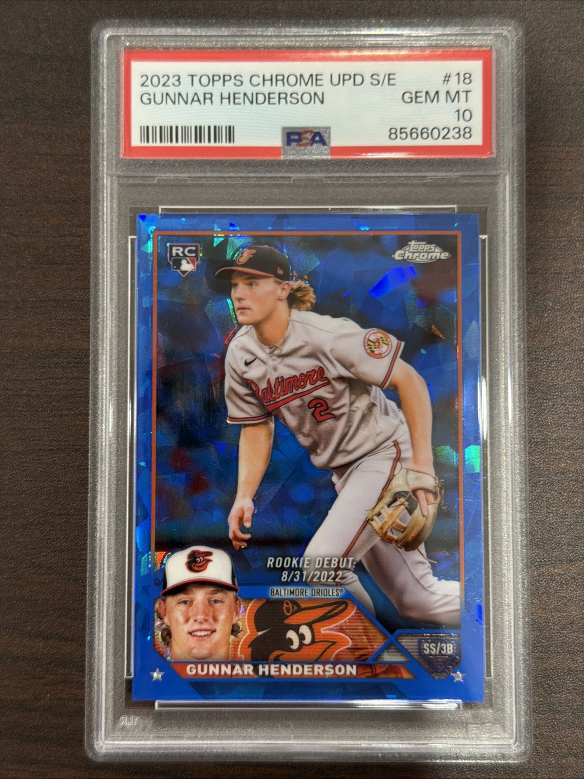 2023 Topps Chrome Update Series Sapphire Edition Gunnar Henderson RC PSA10 view 2