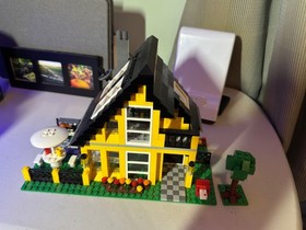 Retired LEGO 4996 Creator Beach House 100% Complete (Build Only)