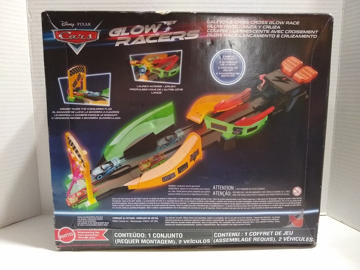 ディズニーレーサーズ　セット Disney Pixar Cars Glow Racers Track Set Launch & Criss-Cross With