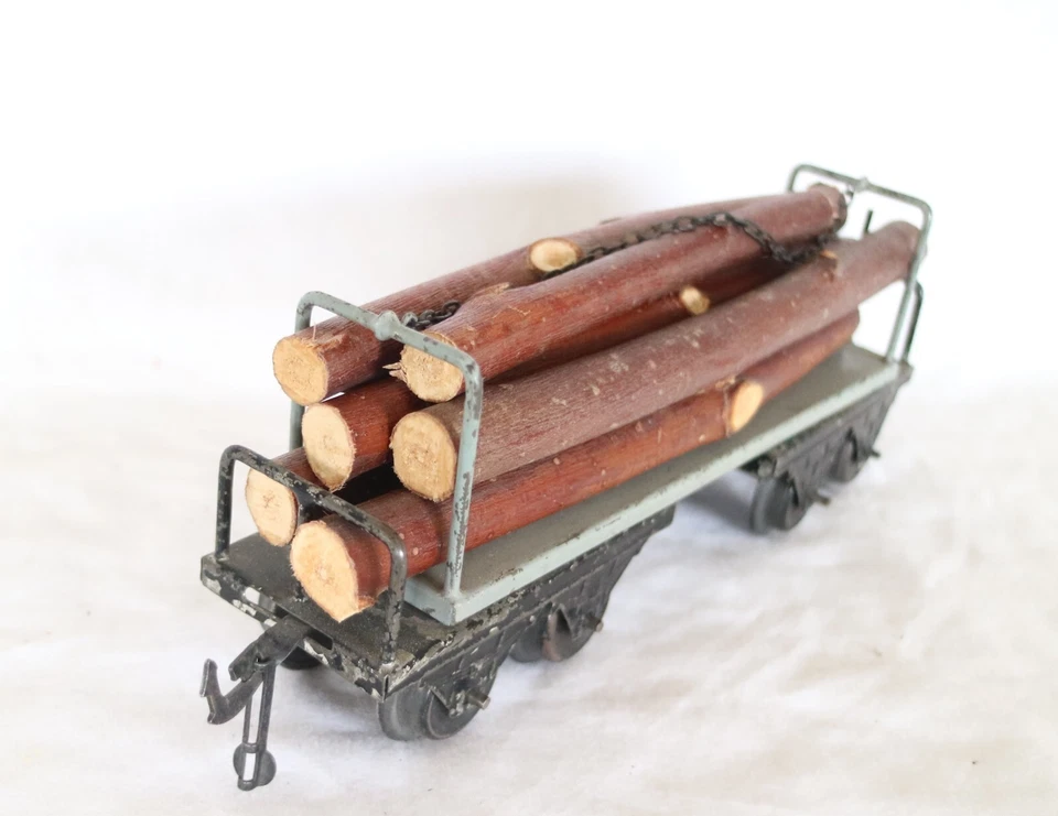 AC3285A: Vintage Bing O Gauge Stake / Bolster Wagon with Timber Load 14470/0 - Image 4 of 4